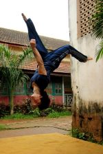 Tiger Shroff_s pictures doing gymnastics (1).JPG